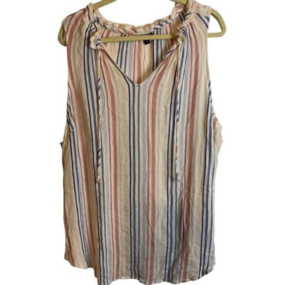Torrid Ivory Striped Pullover Tank Top with Neck Tie Detail Size 4x 26 - Picture 2 of 9